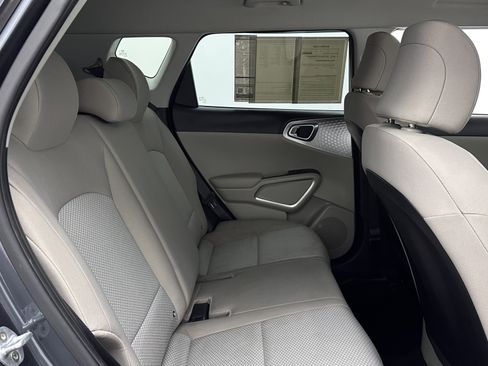 Used 2020 Kia Soul LX FWD image 30