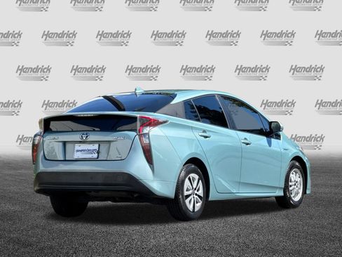 Used 2016 Toyota Prius Two FWD image 5