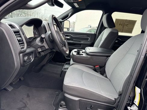 Used 2024 RAM 2500 Big Horn w/ Bed Utility Group image 25