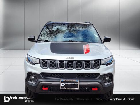 Used 2024 Jeep Compass Trailhawk AWD/4WD image 22