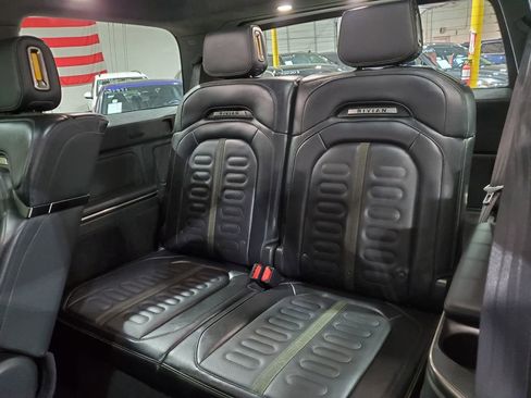 Used 2024 Rivian R1S Adventure AWD/4WD image 35