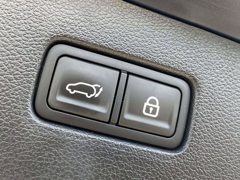 Used 2021 Genesis GV80 2.5T RWD image 13