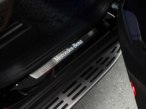 Used 2022 Mercedes-Benz GLS 450 4MATIC image 20