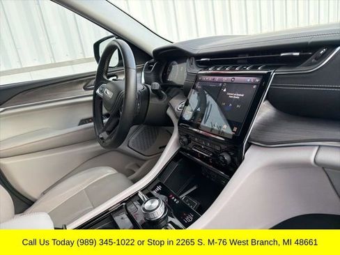 Used 2023 Jeep Grand Cherokee Overland w/ Adv Protech Group III image 39