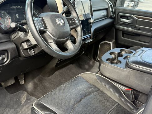 Used 2024 RAM 2500 Laramie image 10