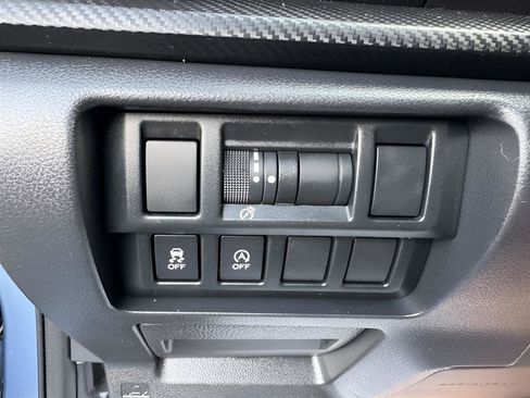 Used 2022 Subaru Crosstrek 2.0i Premium image 25