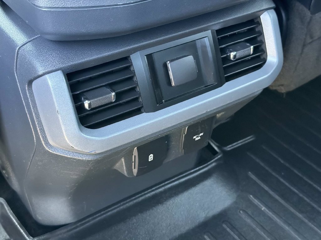 Used 2023 Ford F150 Lightning Lariat AWD/4WD image 17