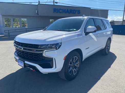Used 2022 Chevrolet Tahoe Z71 w/ Z71 Off-Road Package image 9