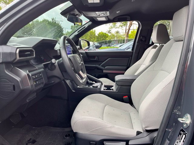 Used 2025 Toyota 4Runner SR5 RWD image 5