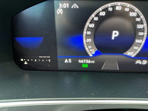 Certified 2023 Volkswagen Tiguan SE w/ Panoramic Sunroof Package AWD/4WD image 22