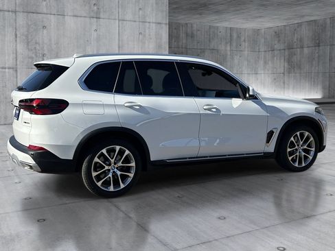 Used 2026 BMW X5 xDrive40i AWD/4WD image 5