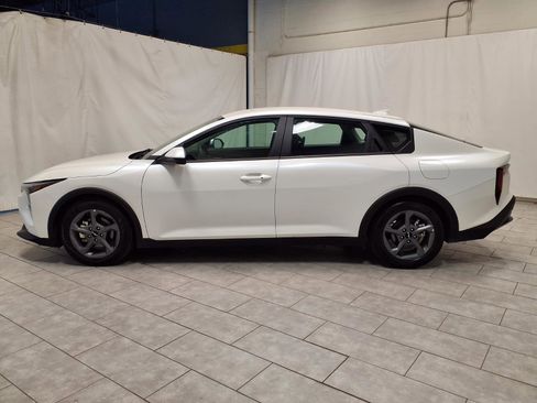 Used 2025 Kia K4 FWD image 6