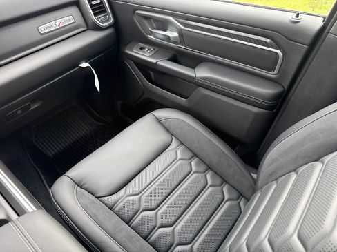 New 2026 RAM 1500 4x4 Crew Cab image 16