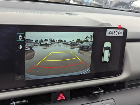 New 2027 Kia Seltos S FWD image 23