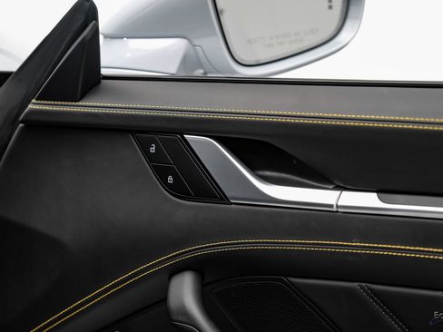 Used 2023 Porsche 911 Turbo S AWD/4WD image 86
