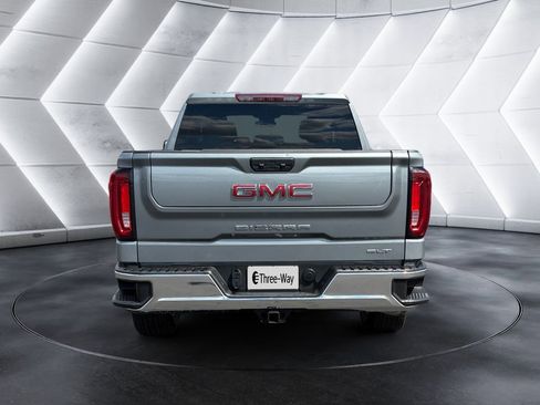 Certified 2025 GMC Sierra 1500 SLT AWD/4WD image 4