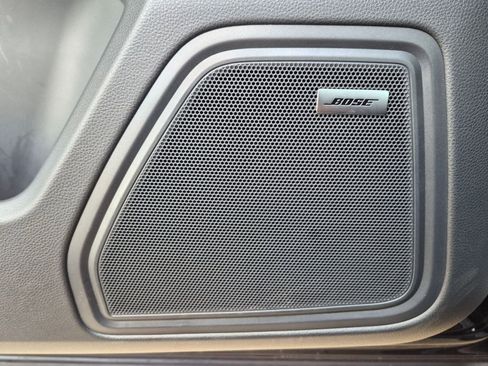 Certified 2026 Porsche Macan AWD/4WD image 14