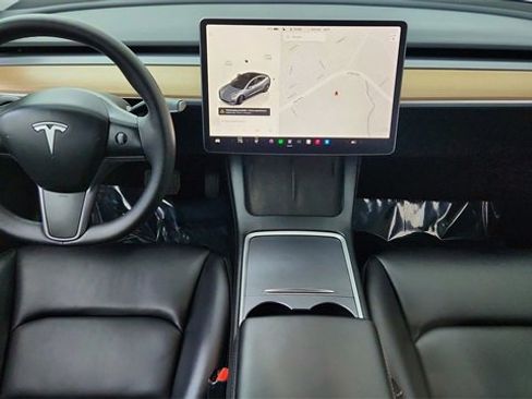 Used 2023 Tesla Model 3 Standard Range image 34
