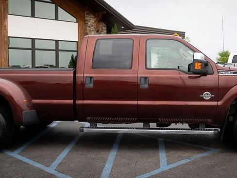 Used 2015 Ford F350 XLT w/ XLT Premium Package AWD/4WD image 9