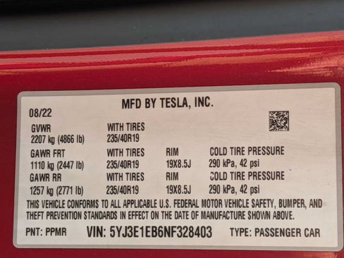 Used 2022 Tesla Model 3 Long Range AWD/4WD image 31
