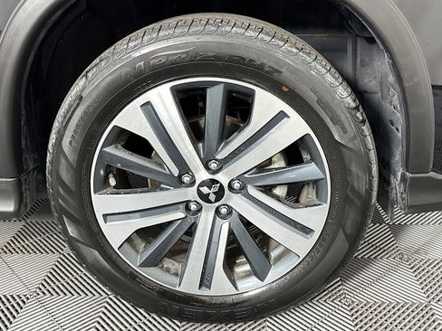 Used 2024 Mitsubishi Outlander Sport ES AWD/4WD image 29