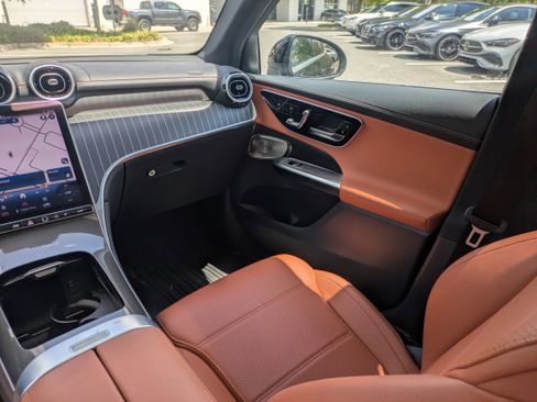 Certified 2023 Mercedes-Benz GLC 300 image 16
