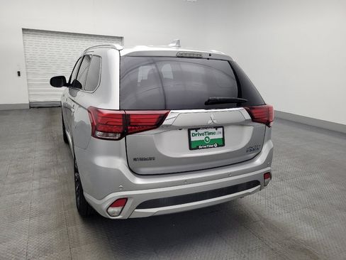 Used 2018 Mitsubishi Outlander SEL image 6