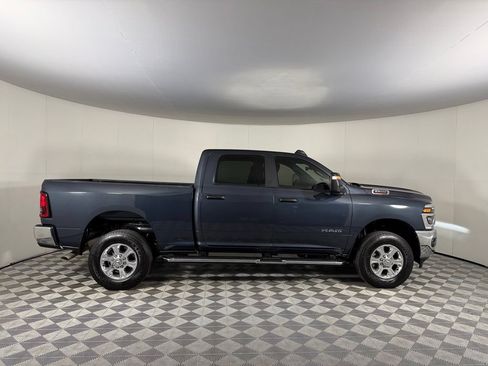 Used 2026 RAM 2500 Big Horn AWD/4WD image 7