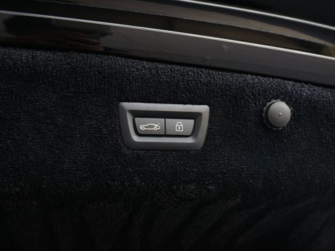 Used 2025 Rolls-Royce Ghost AWD/4WD image 38