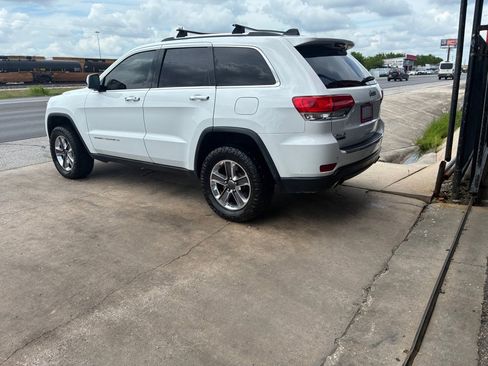 Used 2014 Jeep Grand Cherokee Limited w/ Luxury Group II AWD/4WD image 13
