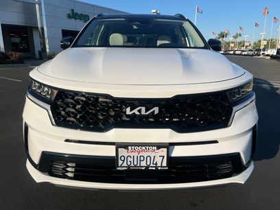 Used 2023 Kia Sorento EX w/ Panoramic Sunroof Package