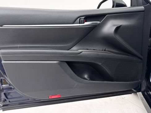 Used 2022 Toyota Camry LE w/ Carpet Mat Package (TMS) FWD image 28