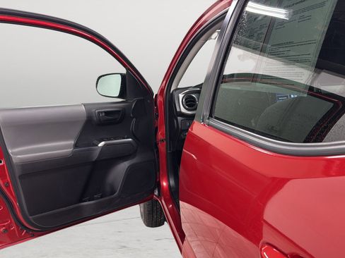 Used 2021 Toyota Tacoma SR5 image 13