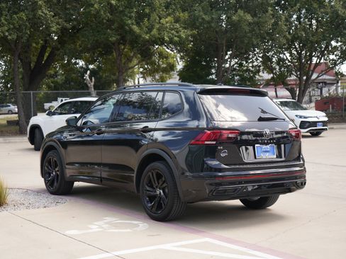 Certified 2023 Volkswagen Tiguan SE R-Line FWD image 6