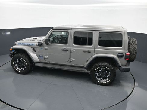 Used 2022 Jeep Wrangler Unlimited Rubicon 4xe w/ Steel Bumper Group AWD/4WD image 18