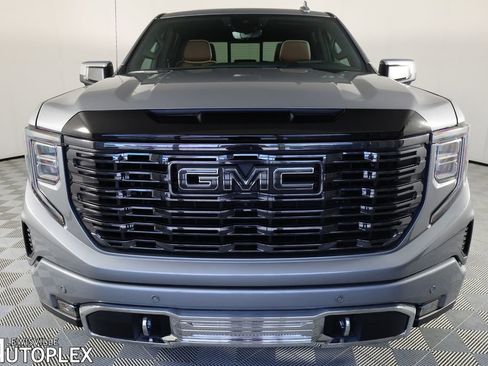 Used 2025 GMC Sierra 1500 Denali Ultimate AWD/4WD image 2