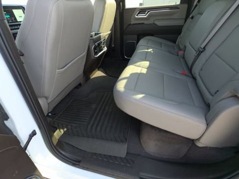 Used 2024 Chevrolet Silverado 2500 LTZ w/ LTZ Plus Package AWD/4WD image 17