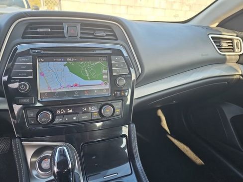 Used 2018 Nissan Maxima 3.5 SV image 21