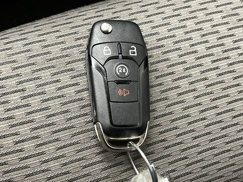 Used 2019 Ford F150 XLT w/ Equipment Group 302A Luxury AWD/4WD image 27