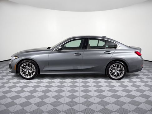Used 2026 BMW 330i Sedan RWD image 2