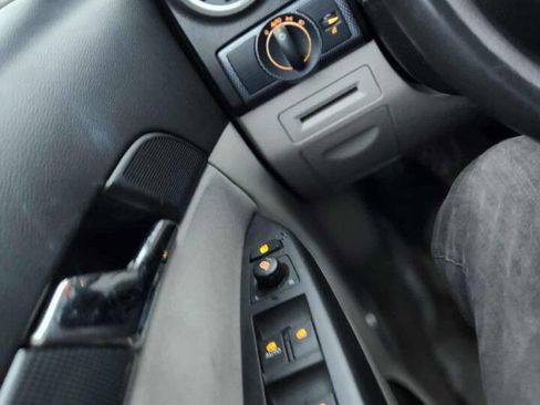 Used 2008 Saturn Vue XE image 21