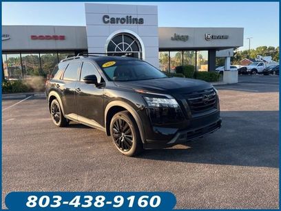 Used 2023 Nissan Pathfinder SL w/ SL Premium Package
