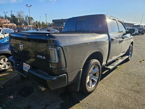 Used 2015 RAM 1500 Sport w/ Sport Premium Group image 8