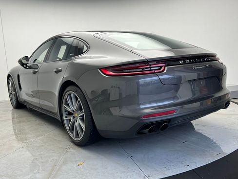 Certified 2018 Porsche Panamera 4S image 3