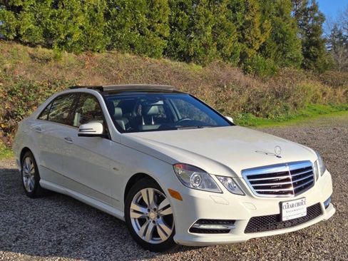 Used 2012 Mercedes-Benz E 350 BlueTEC Sedan image 8