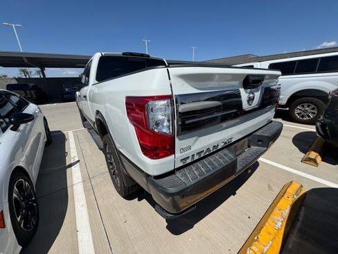 Used 2017 Nissan Titan Platinum Reserve AWD/4WD image 3