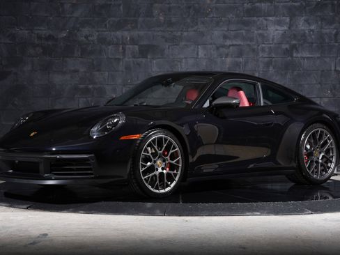 Used 2024 Porsche 911 Carrera S image 13