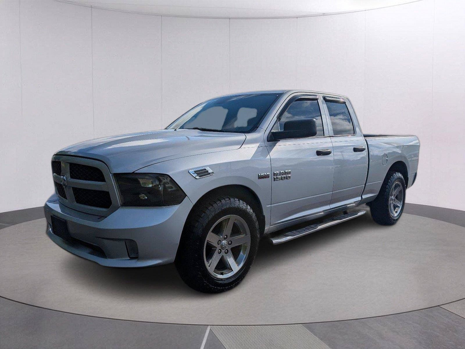 Used 2013 RAM 1500 Express RWD image 1