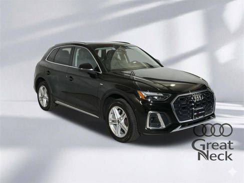 Used 2023 Audi Q5 e Premium w/ Convenience Package AWD/4WD image 11