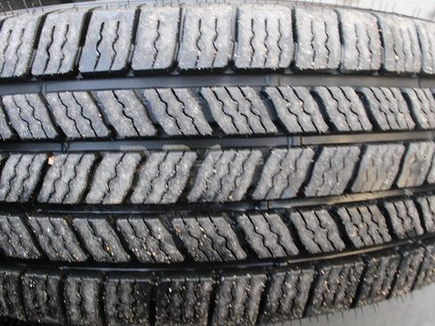 Used 2015 Ford Transit 150 150 3dr SWB Low Roof Cargo Van image 19